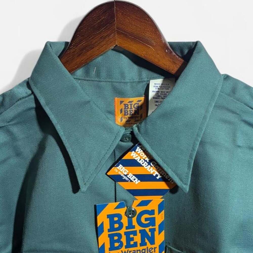 Men's Green Shirt